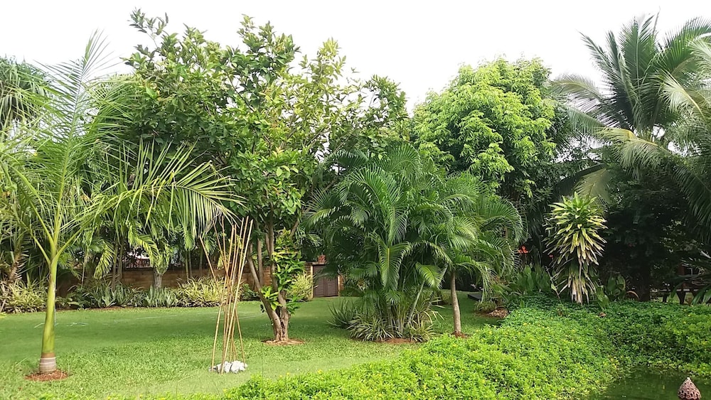 Malee Garden 38/48