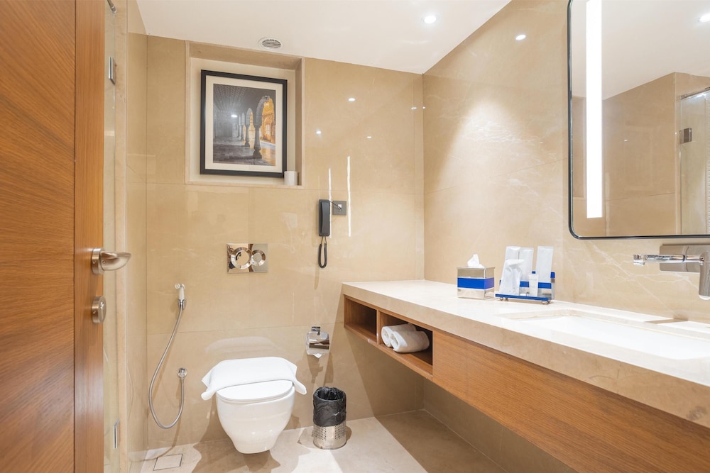 GOLDEN TULIP JAIPUR 50/50