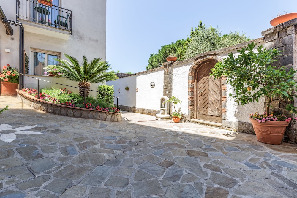 Hotel La Pergoletta 28/36