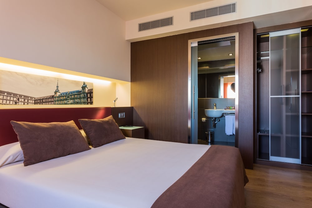 Crowne Plaza Madrid Centre Retiro 13/79