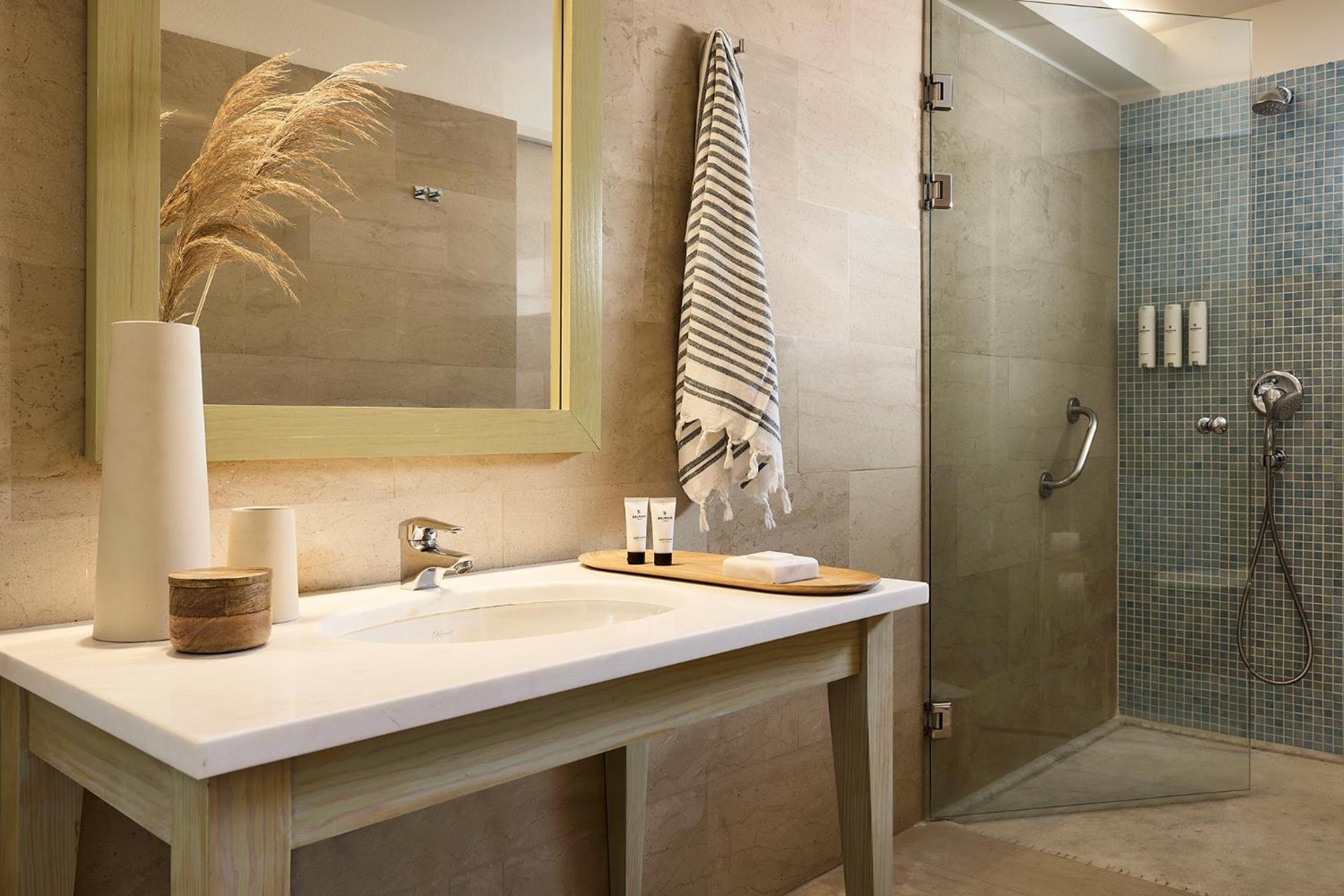 Thalassa Villas 48/50