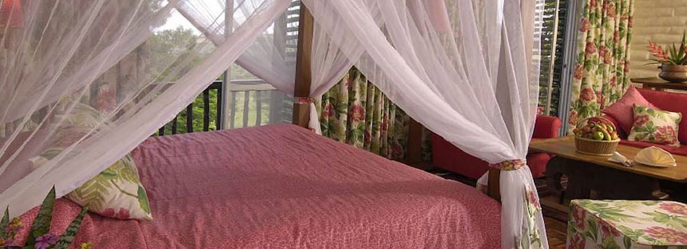 Taita Hills Safari Resort And Spa 18/63