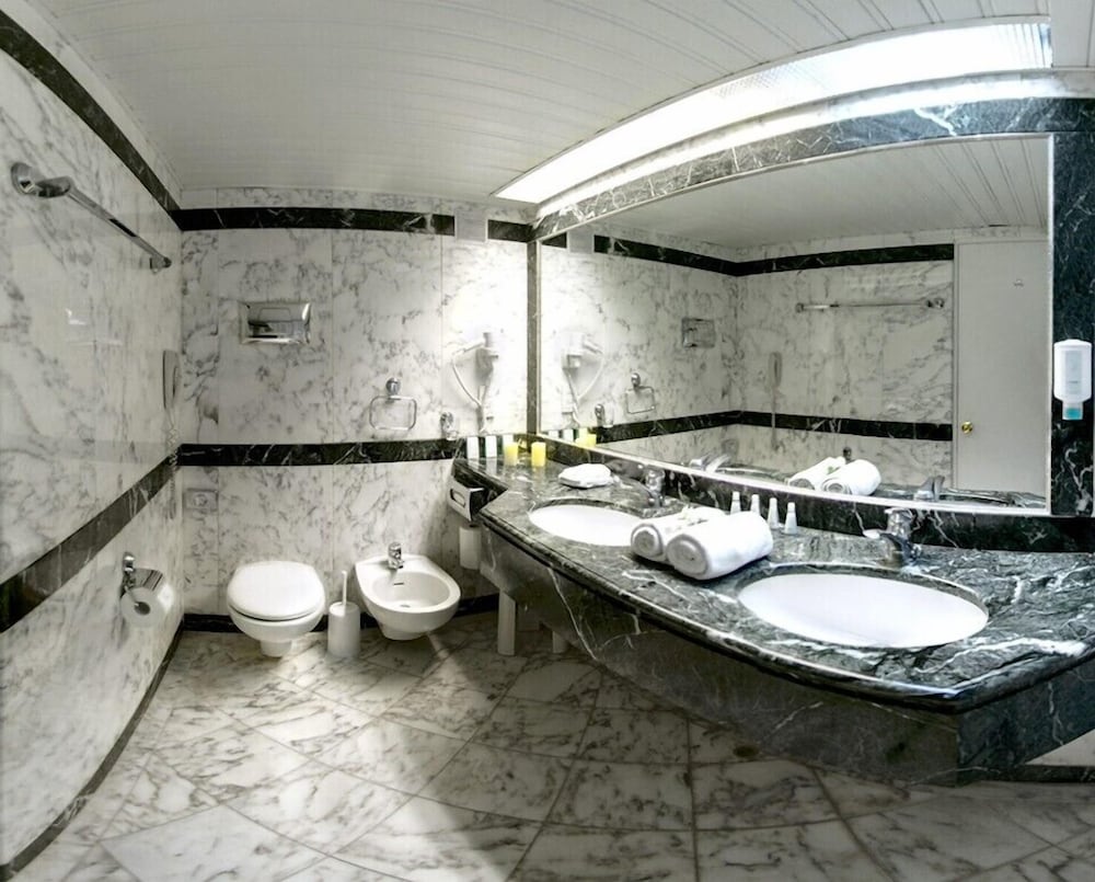 Corfu Palace Hotel 21/66