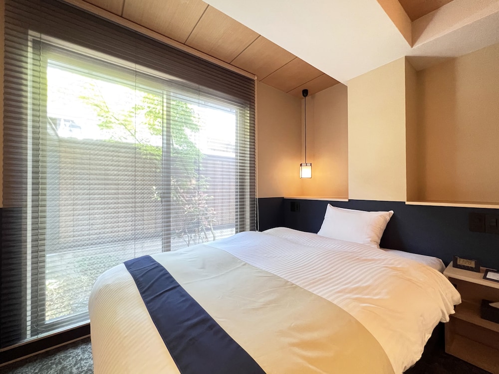 Rinn Gion Yasaka 9/45