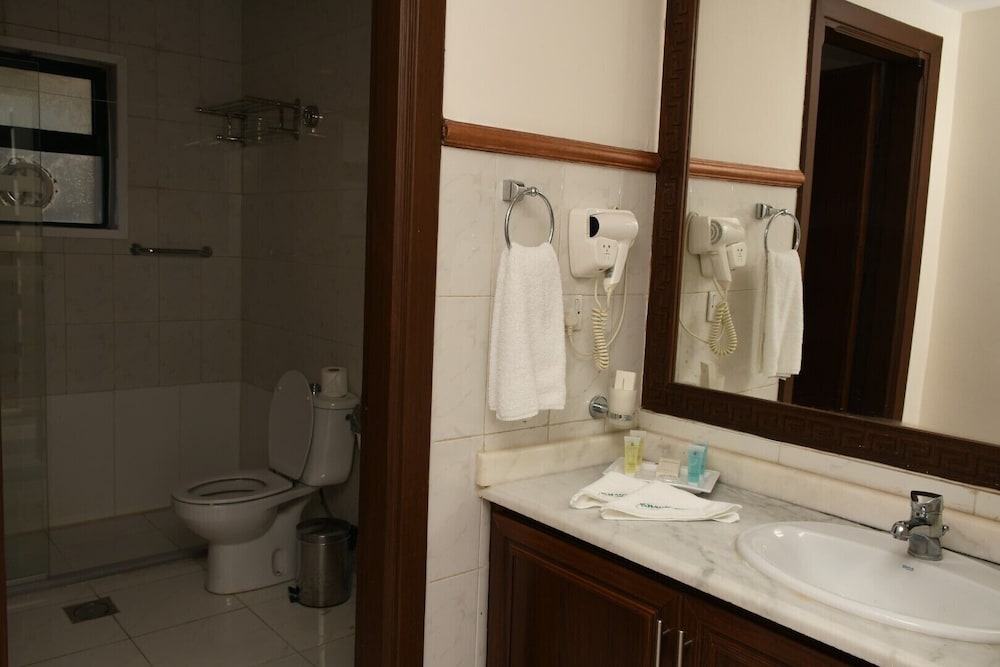Sparr Hotel 62/66