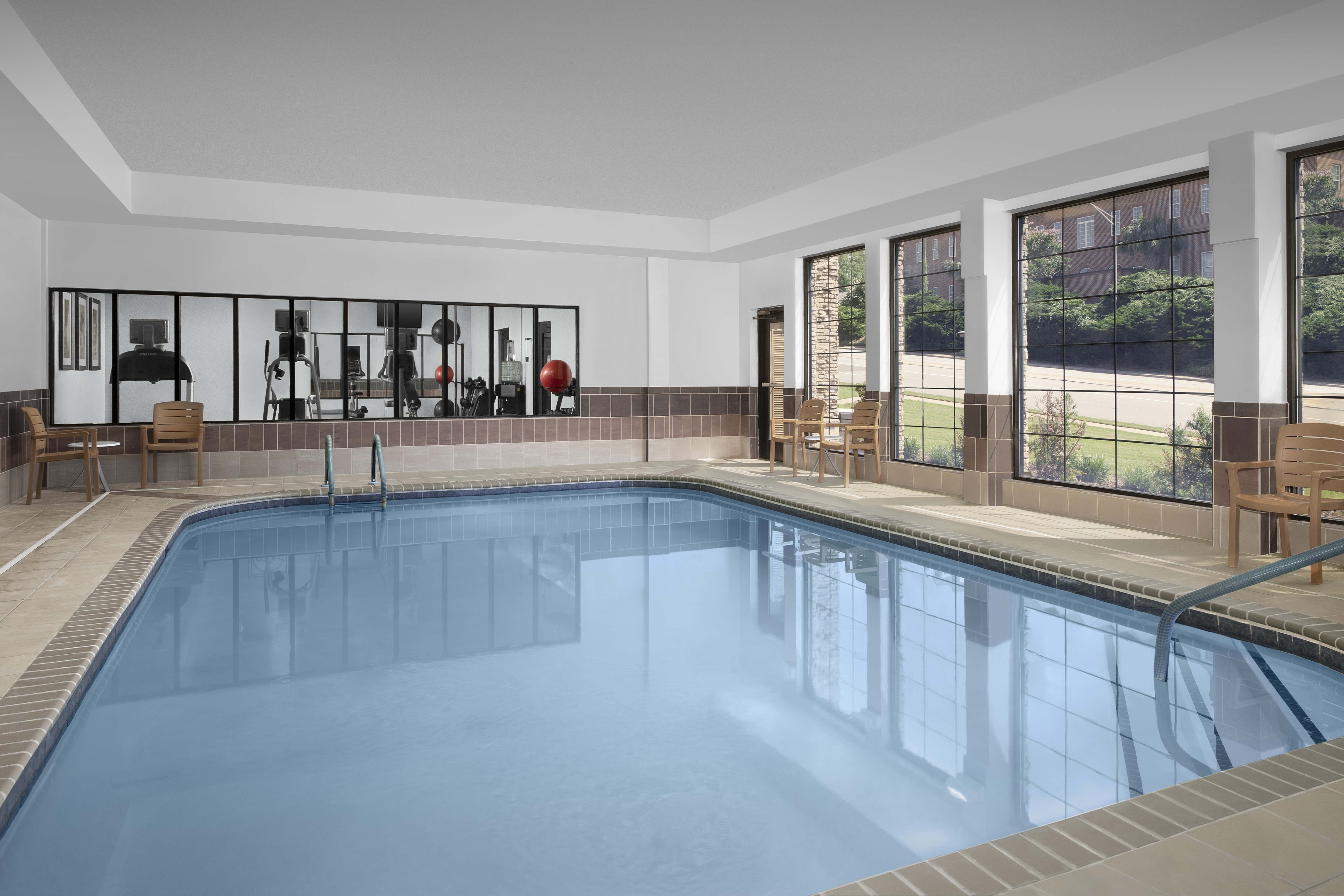 Staybridge Suites Charleston-Ashley Phosphate 21/50