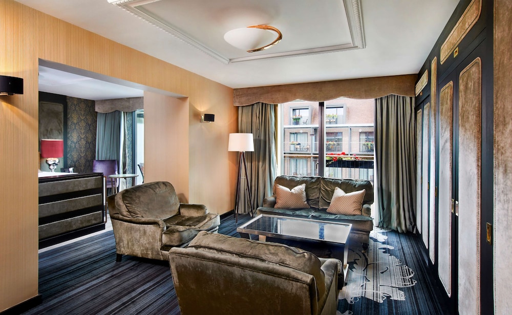 Hilton London Syon Park 55/81