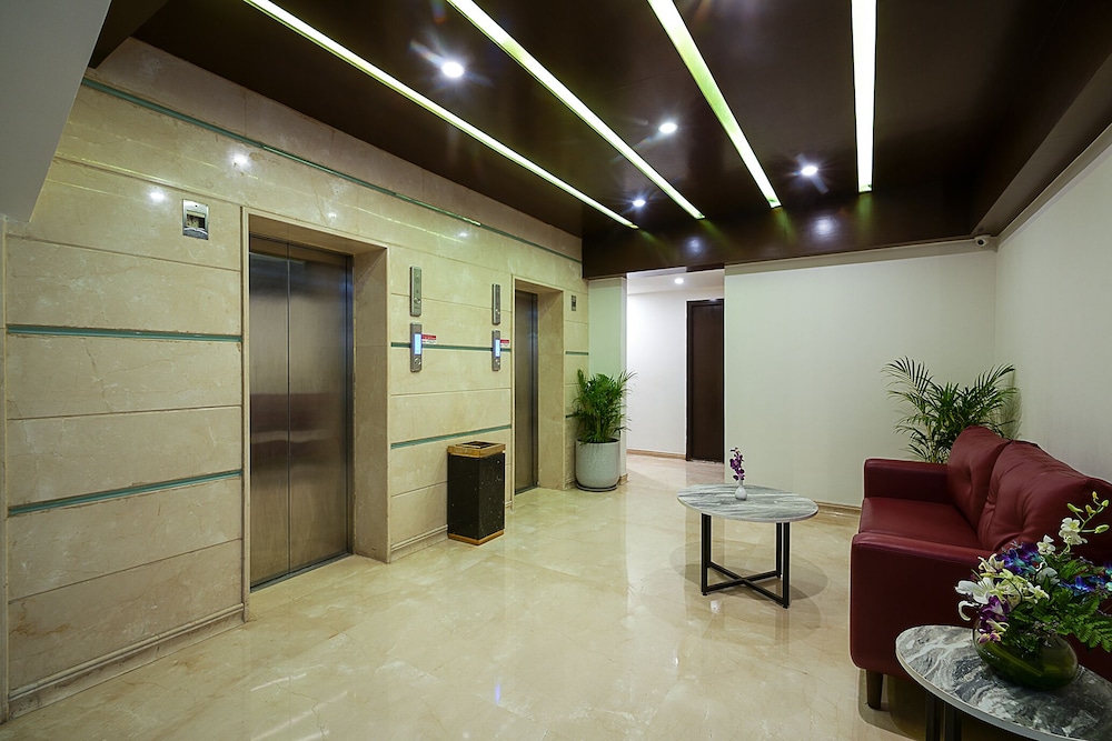 Grand Continent, Malleshwaram - A Sarovar Portico Affiliate Hotel 39/54