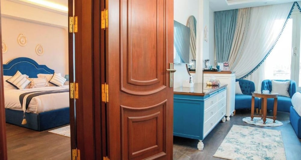 غرفة سوبيريور بسريرين منفصلين بإطلالة على النهر بغرفة نوم واحدة، Trans Nile Hotel 5/8