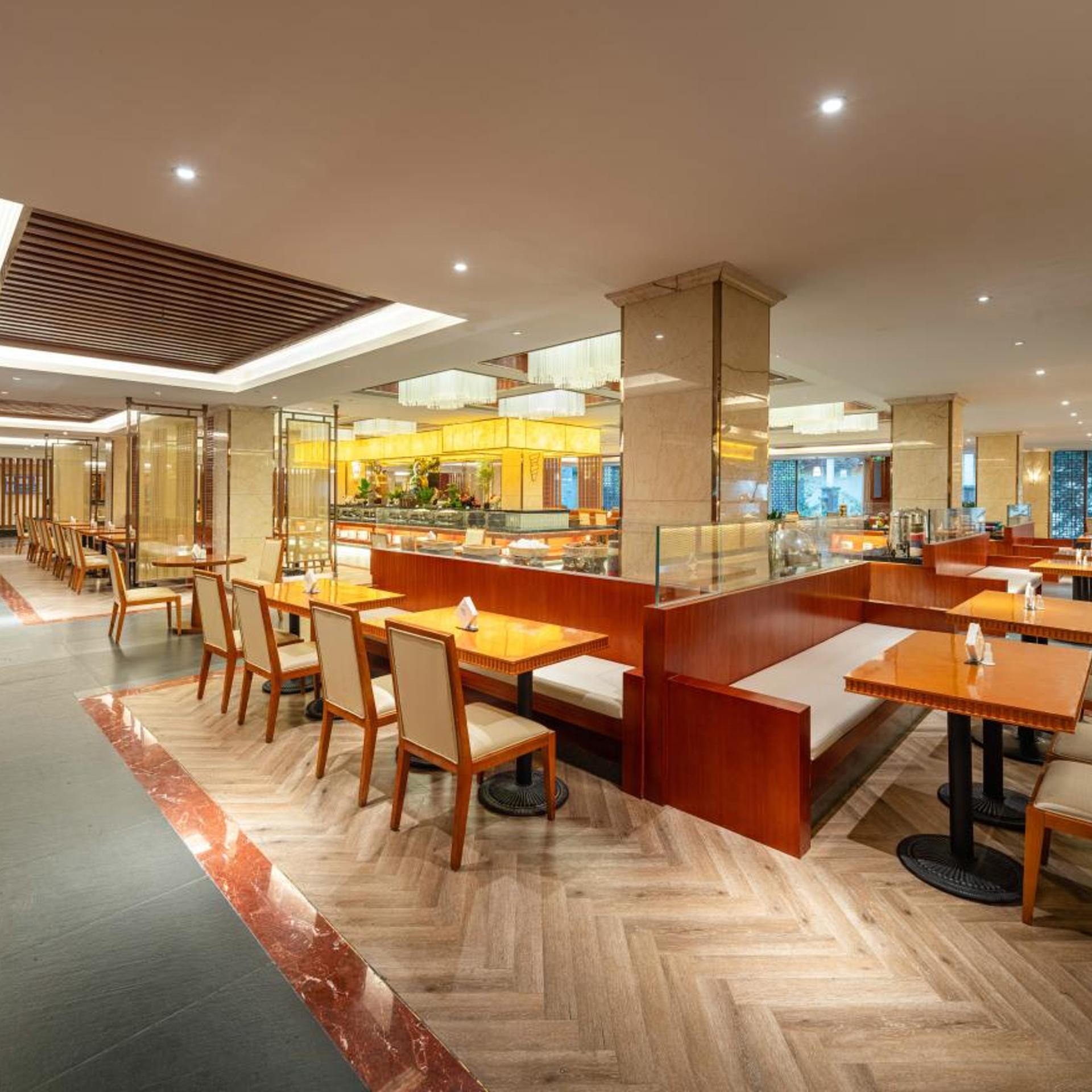 Howard Johnson by Wyndham Tianyuan Resort Jiuzhaigou 36/46