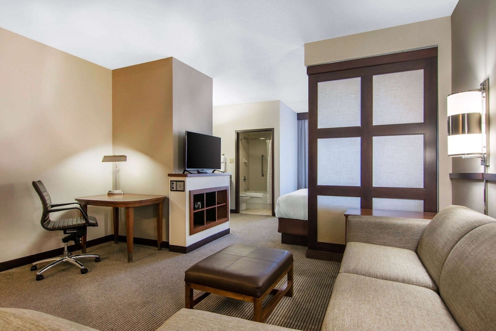 AmericInn by Wyndham Stonecrest near Atlanta 15/23