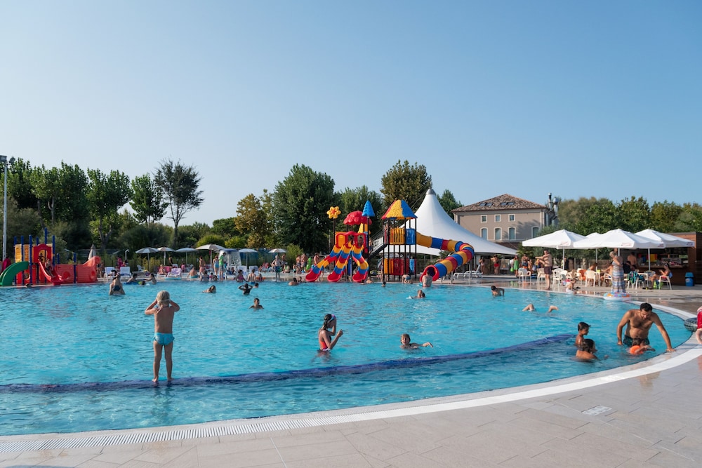 Club del Sole Vigna sul Mar Family Collection 88/95