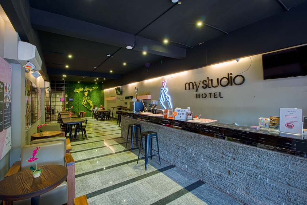My Studio Hotel Juanda Airport - Hostel 6/17
