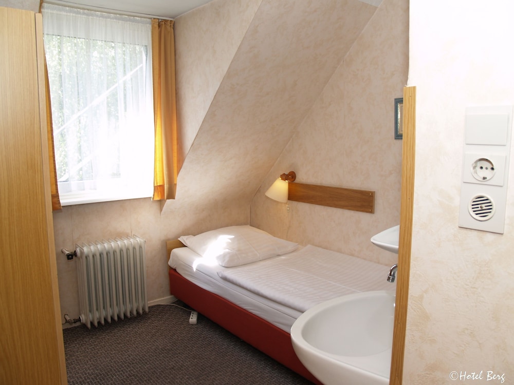 Hotel Berg 11/29