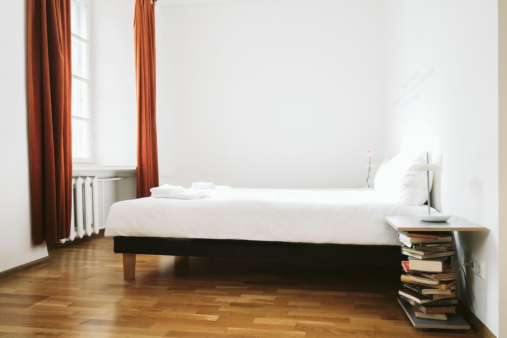 Bookinn B&B 13/50