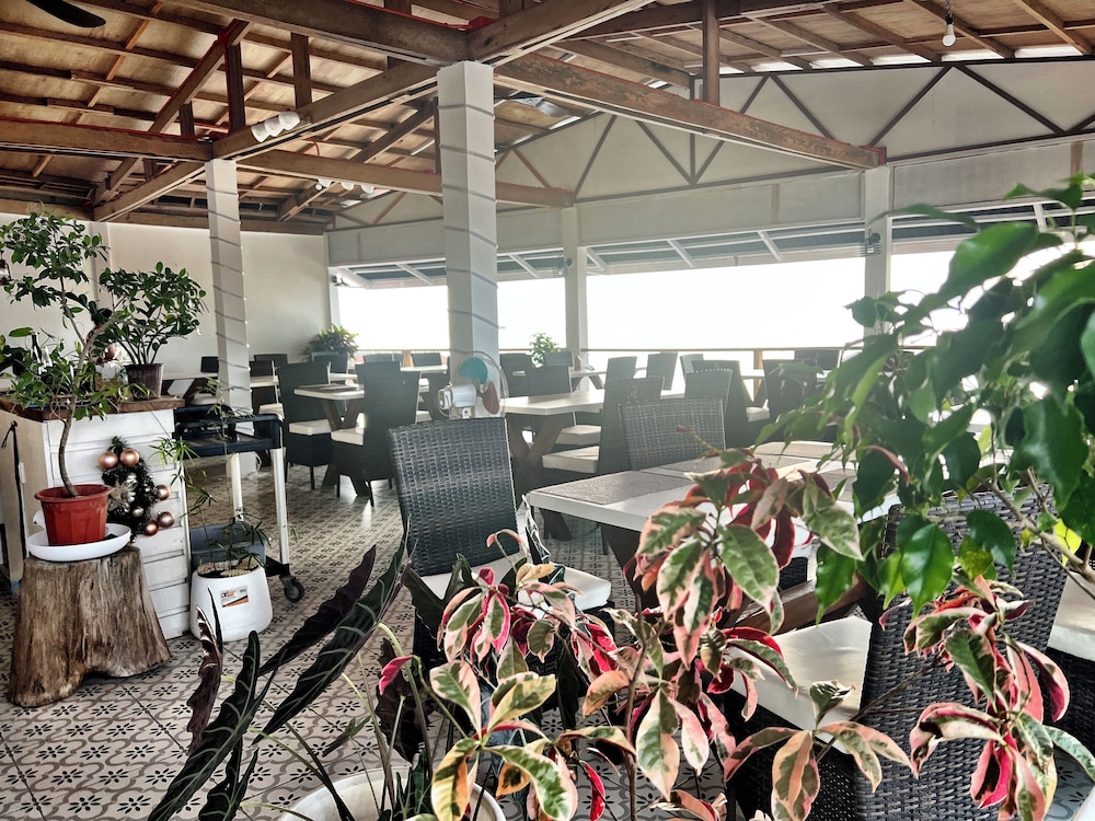 Neptune Diving Resort Moalboal 34/50