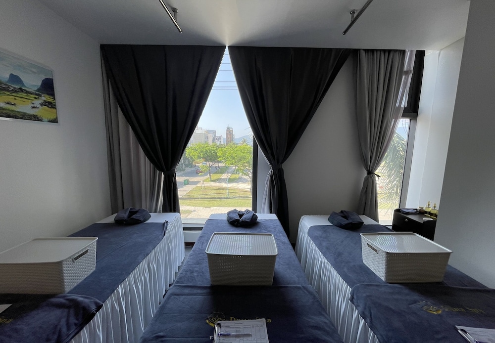 Danaciti Hotel 34/68