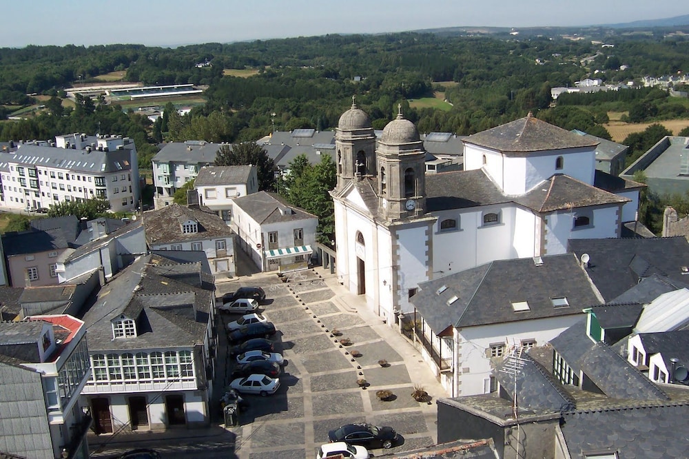 Parador De Vilalba 44/50
