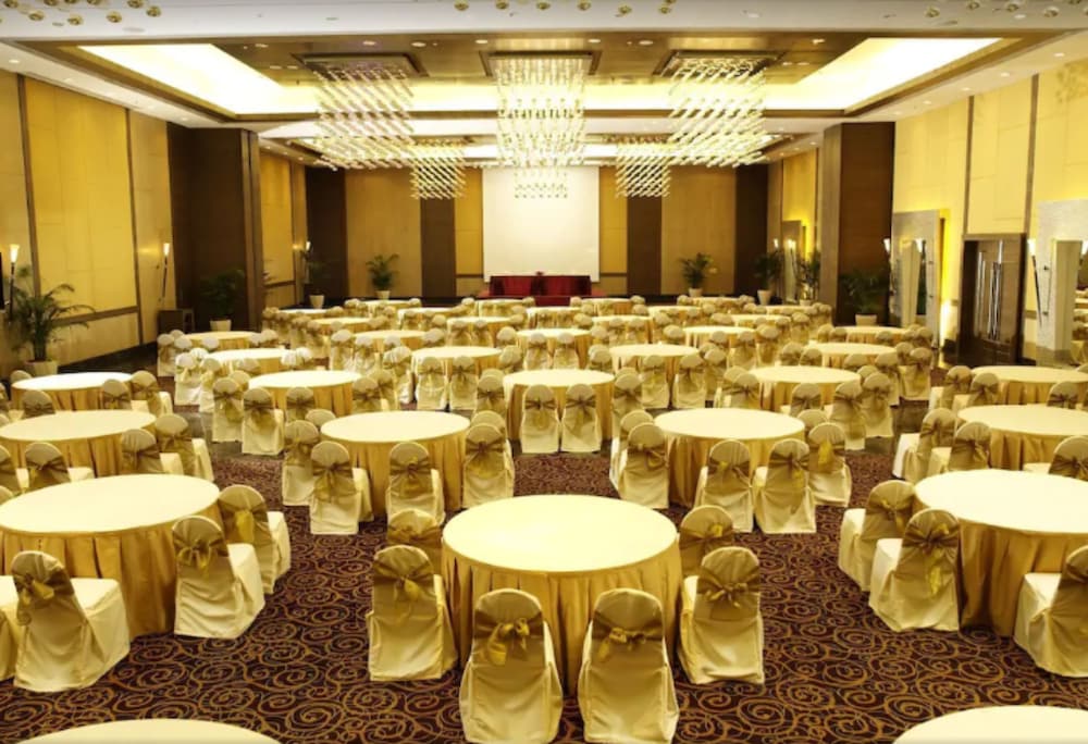 The Retreat Hotel And Convention Centre 39/50