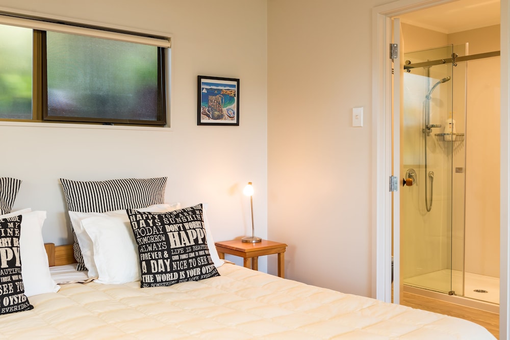CRAICOR ACCOMMODATION 11/50
