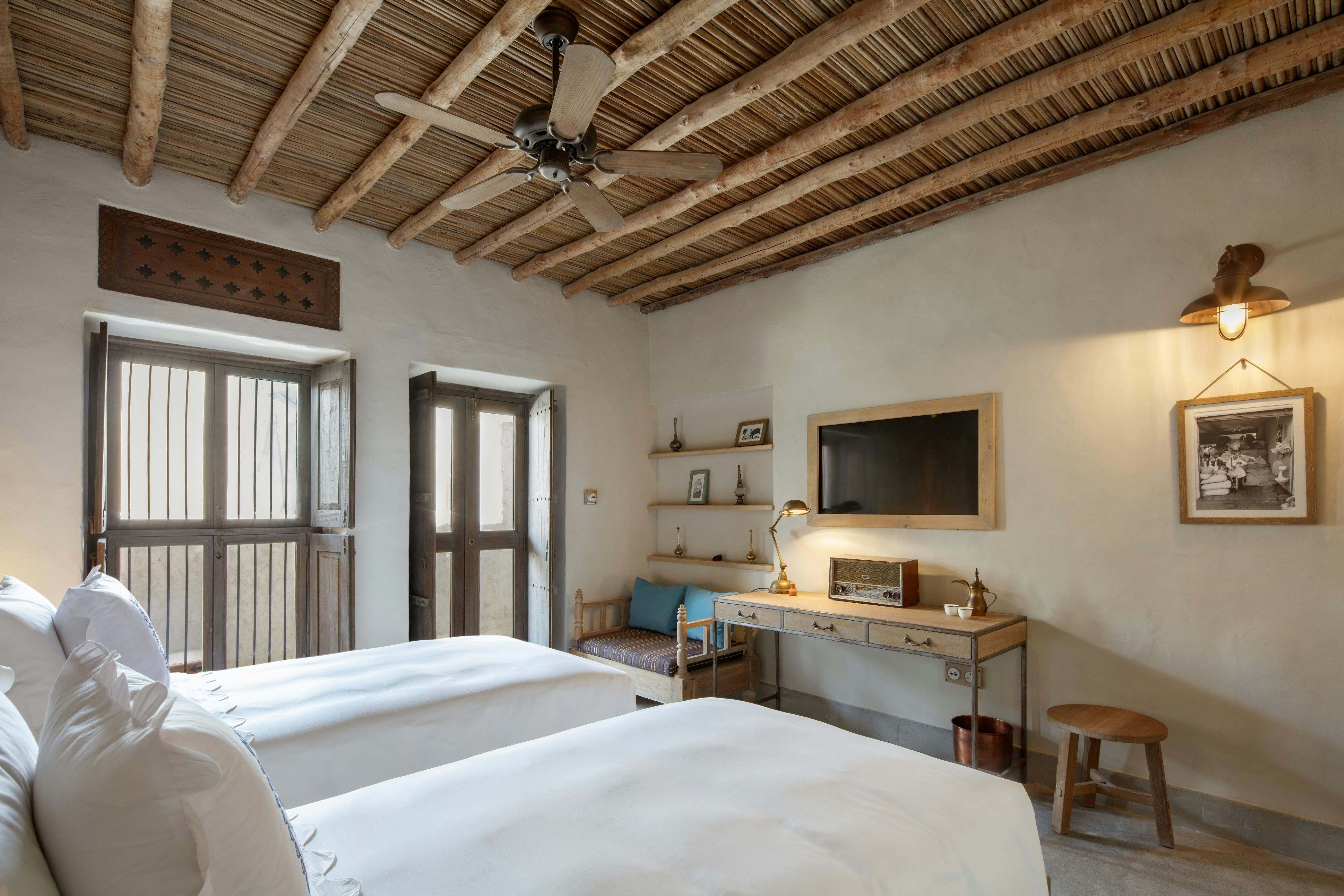 HERITAGE, TWIN BEDS