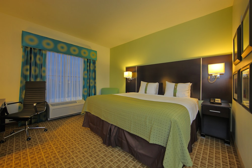 DoubleTree by Hilton Sarasota Bradenton Airport 7/49