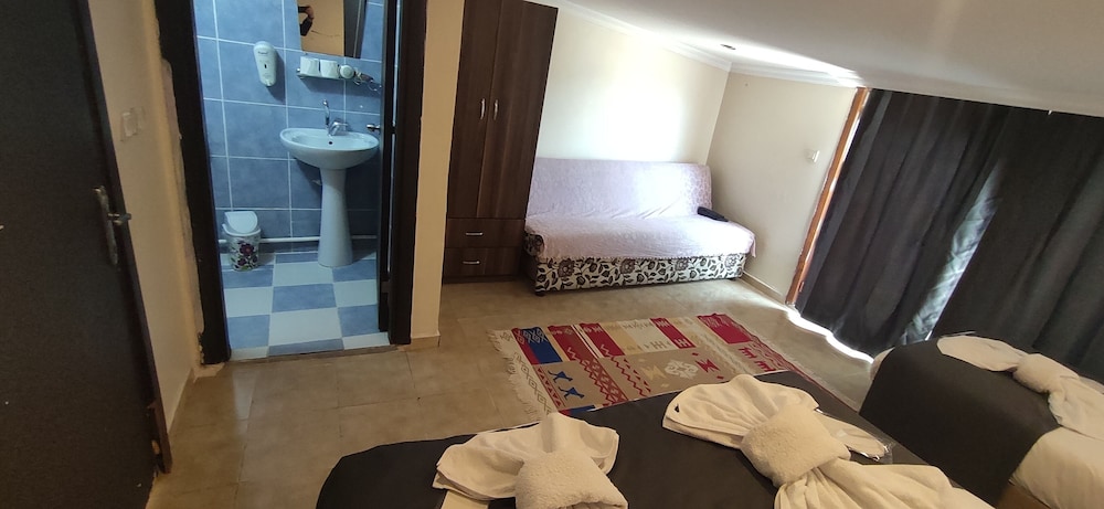 Sah Hotel 39/58