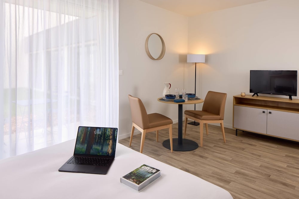 Quality Aparthotel Cholet 27/32