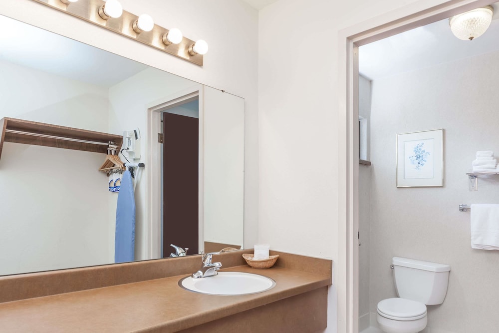 Days Inn & Suites By Wyndham Sunnyvale 9/36