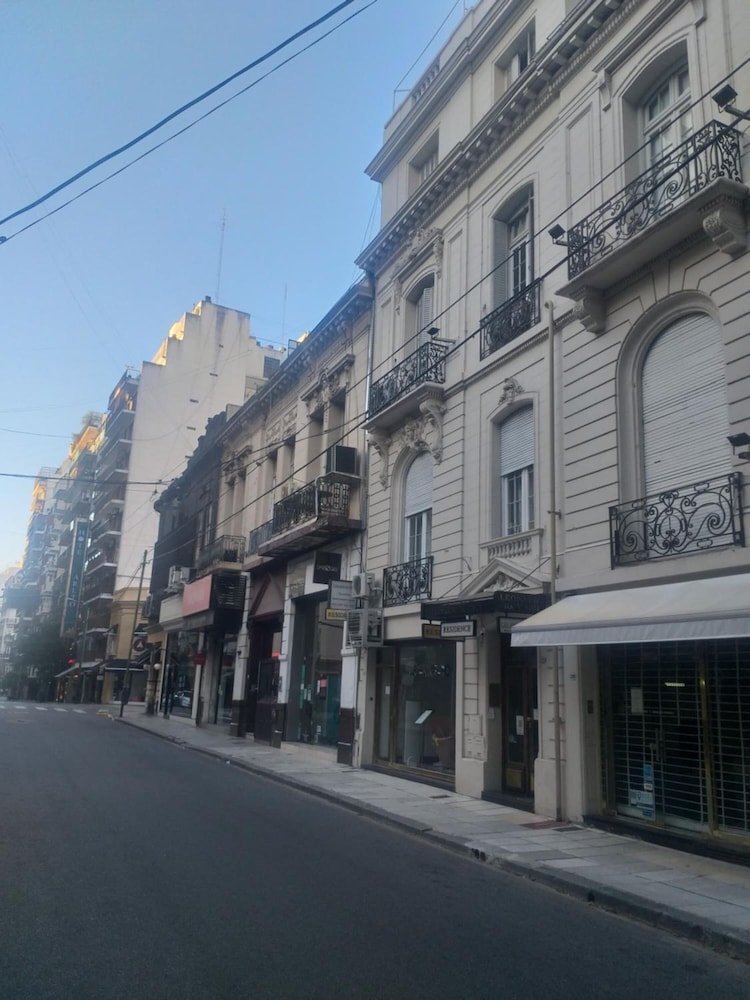 Santino Hi Recoleta 3/31