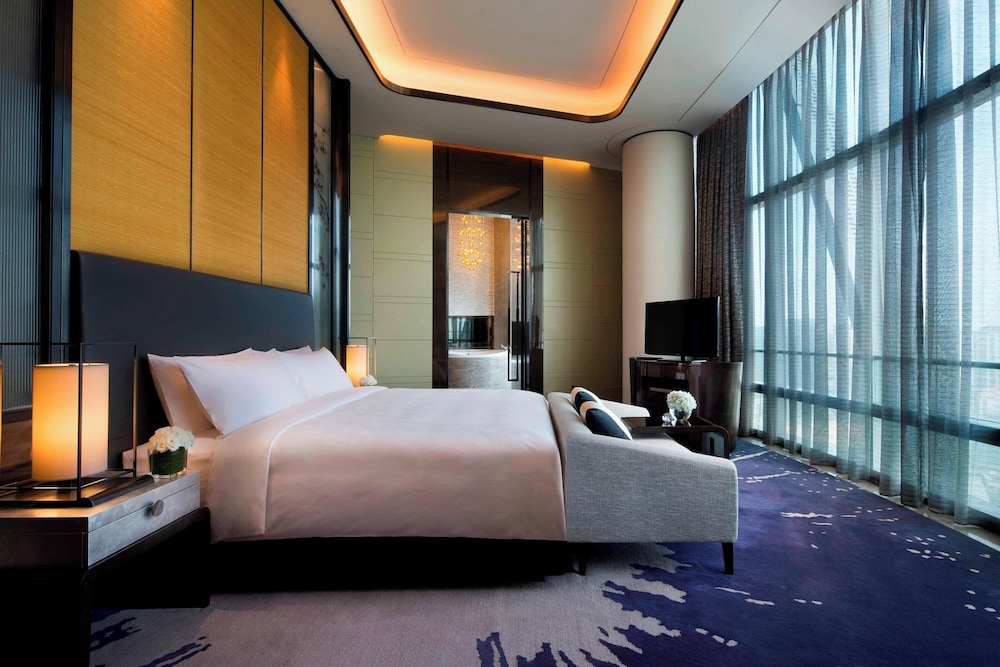 Presidential, Suite, King Bed, Bay View