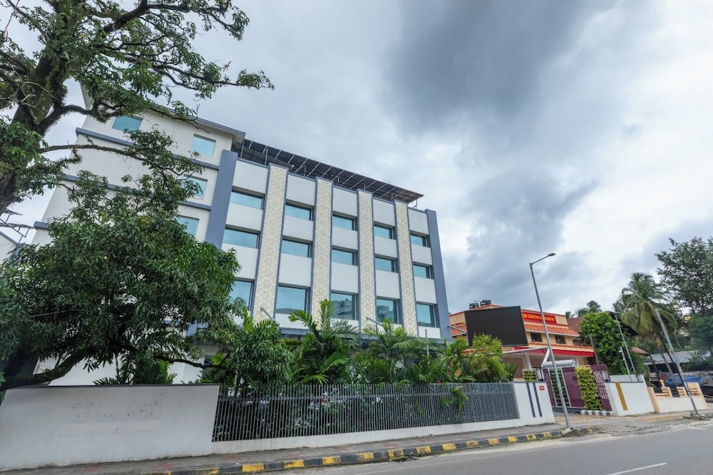 Lilac Hotel, Guruvayur 8/49