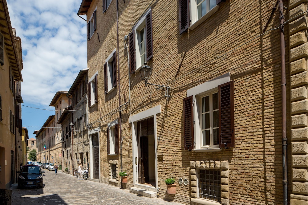 Palazzo Rotati 40/50