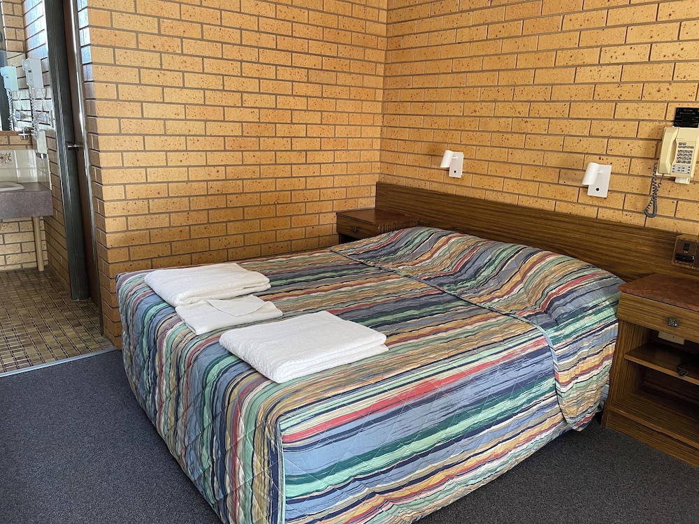 Lakeview Motel 31/60