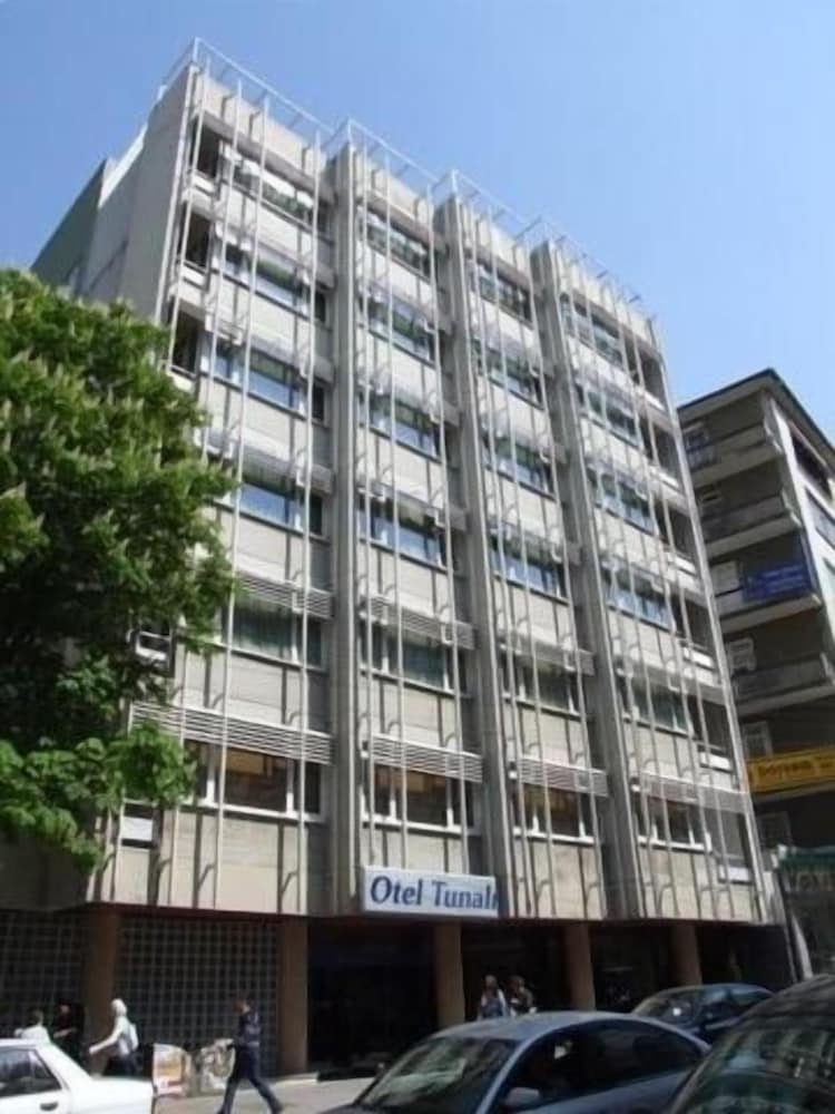 Hotel Tunali 6/46