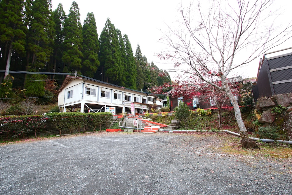 Senju No Sato Ramune Onsen 14/15