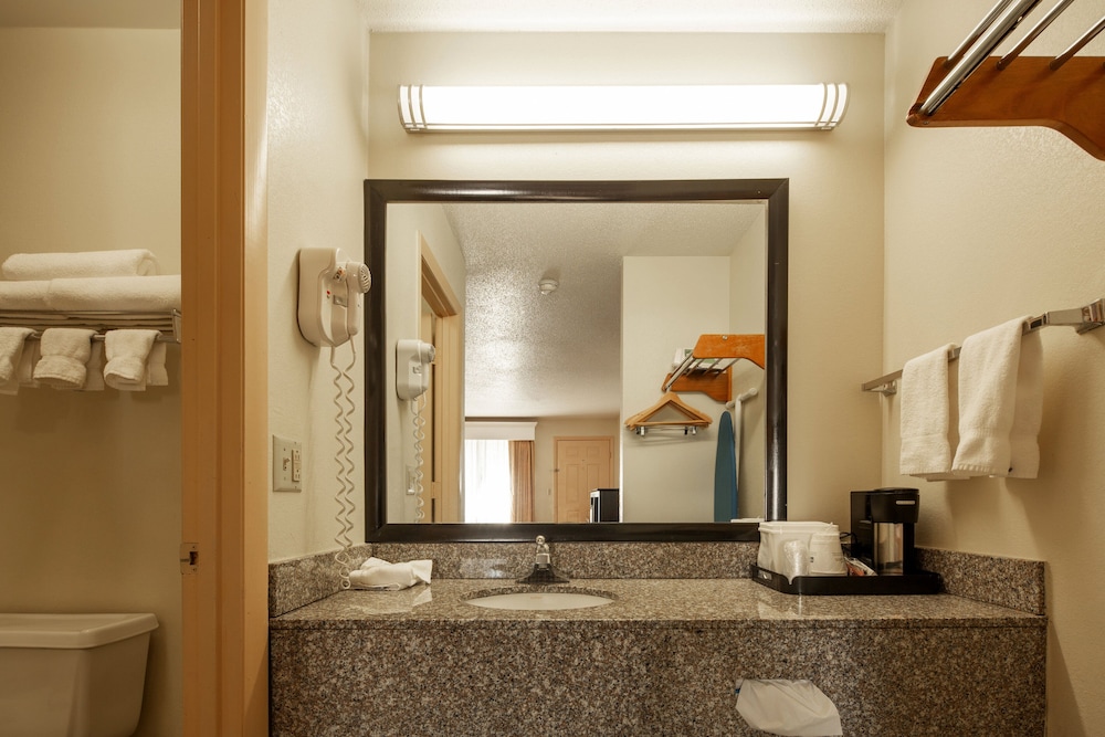 Best Western Royal Inn 20/52
