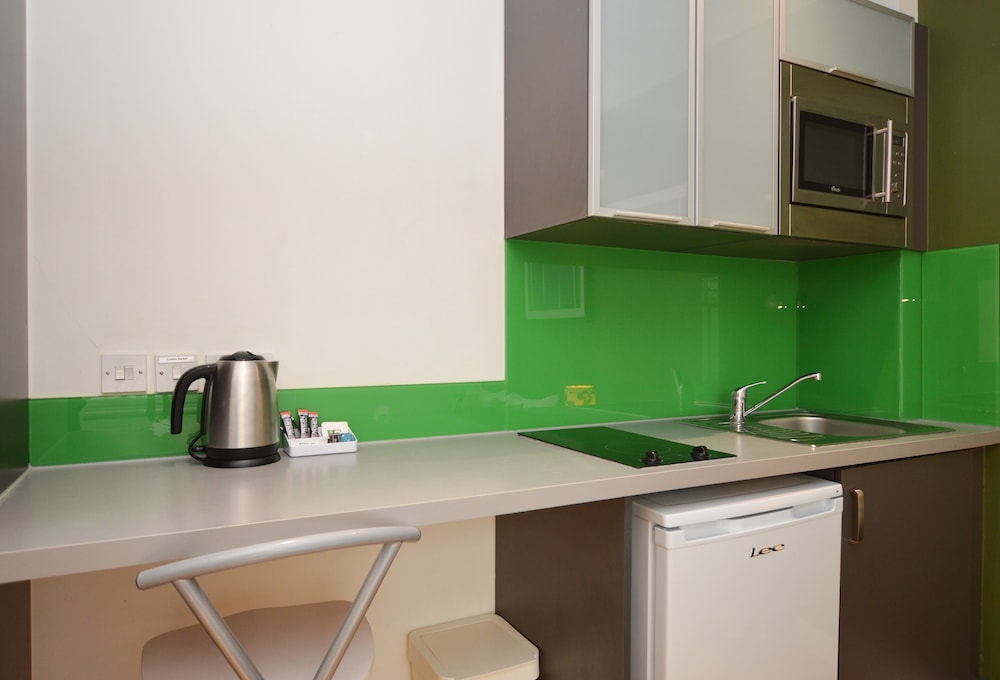 Princes Square Serviced Apartments 36/50