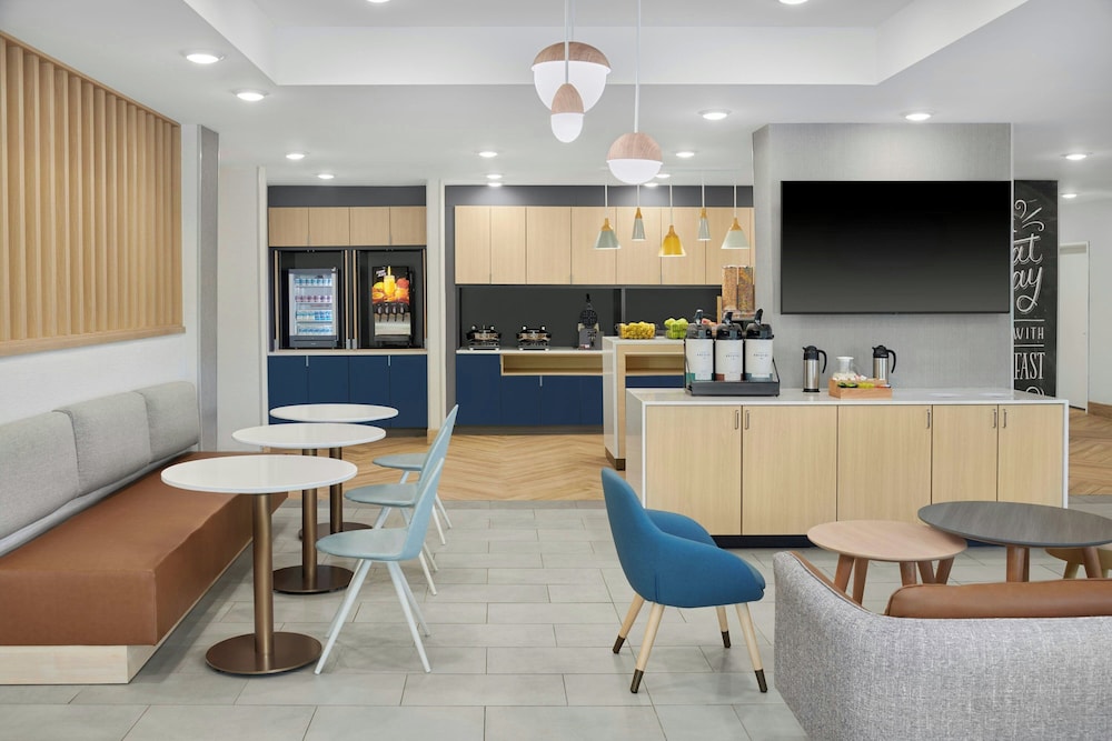 TownePlace Suites by Marriott Lansing North 34/43