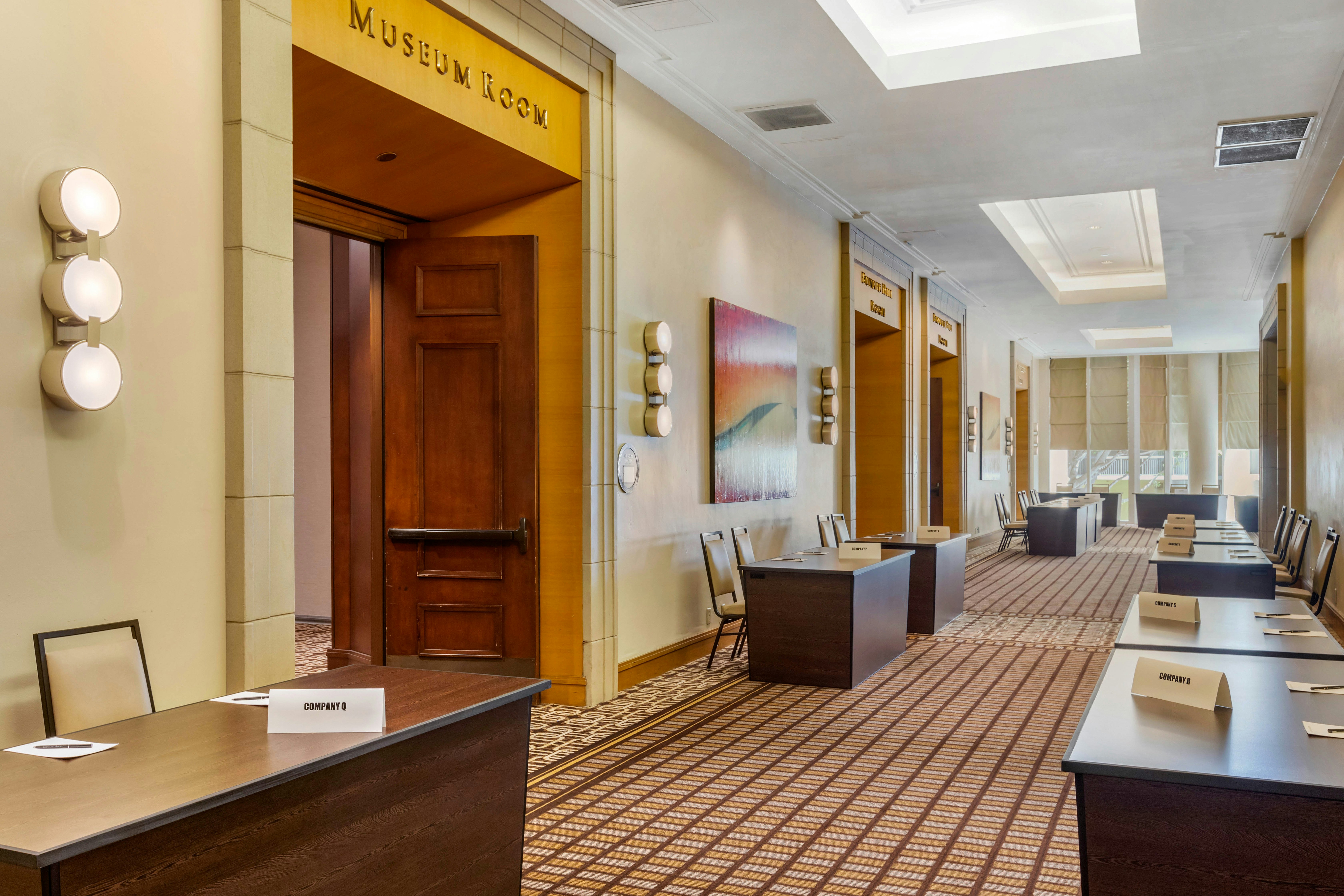 Omni Los Angeles Hotel At California Plaza 81/81