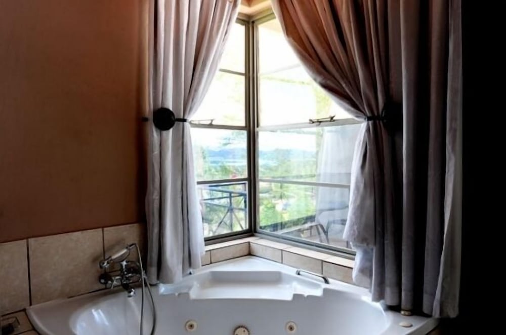 Villa Paradiso Country Manor 34/34