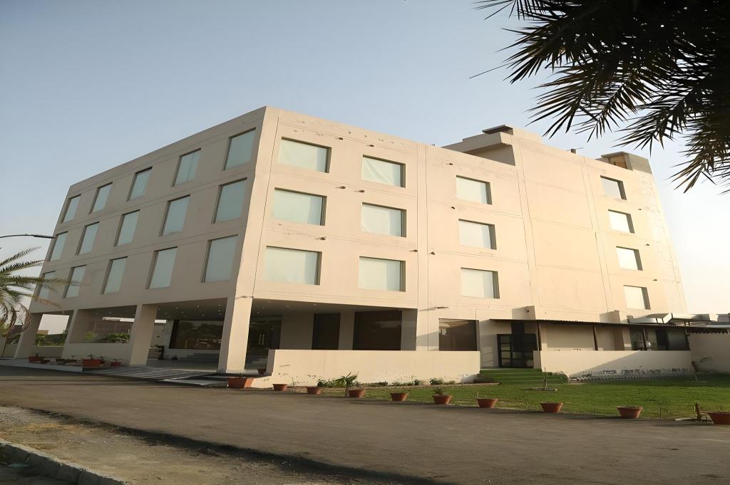 Comfort Hotel Amritsar 5/54