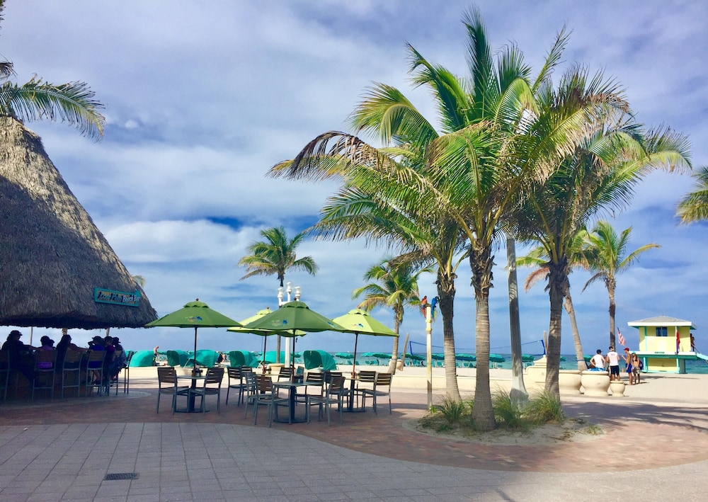 The St Maurice Beach Inn 46/66