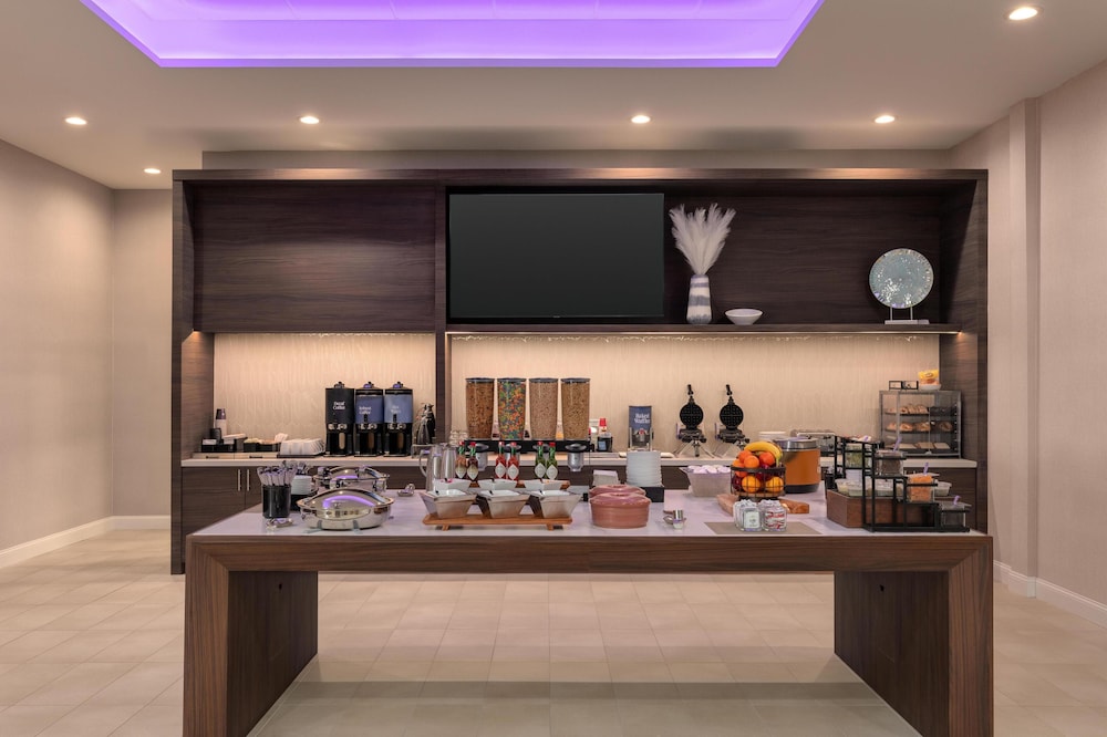 Hilton Garden Inn Wichita Airport 34/47