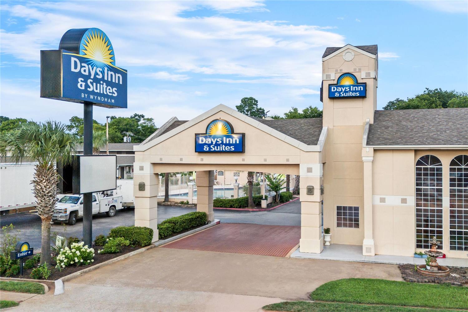 Days Inn By Wyndham Nacogdoches/Sfa University/Downtown 12/12