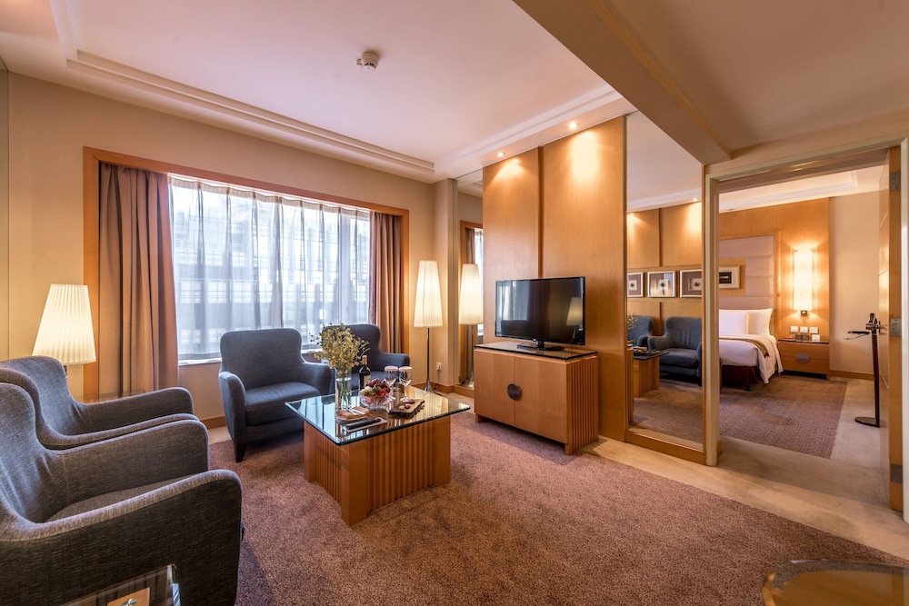 Crowne Plaza Shanghai 48/83