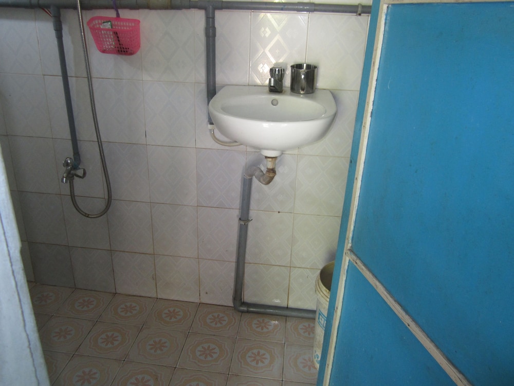 Homestay Bai Huong 50/50