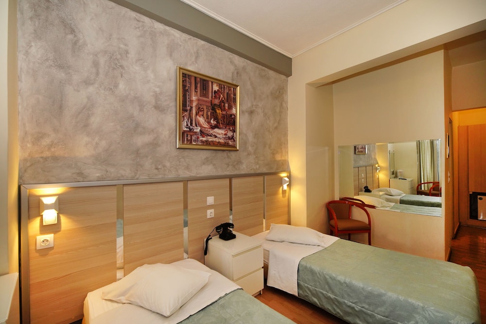 SOCRATES HOTEL 23/44
