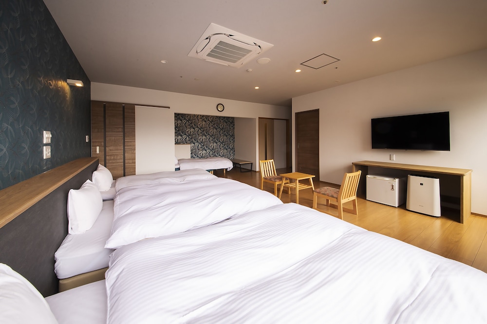 Resort Hotel Mihagi 11/84