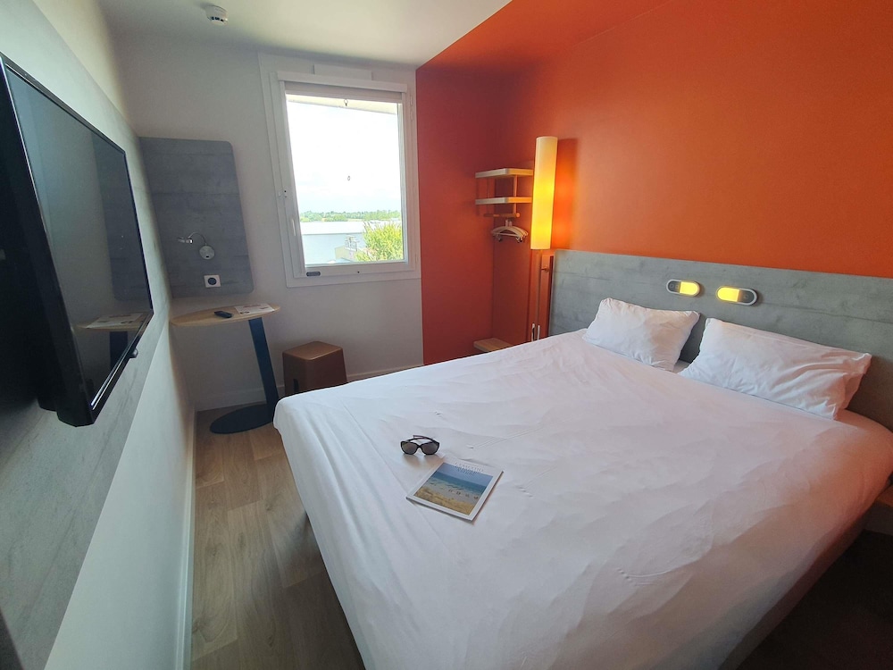 IBIS BUDGET COUTANCES 19/65
